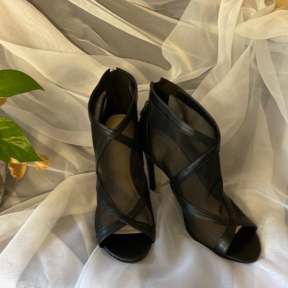 Nine West